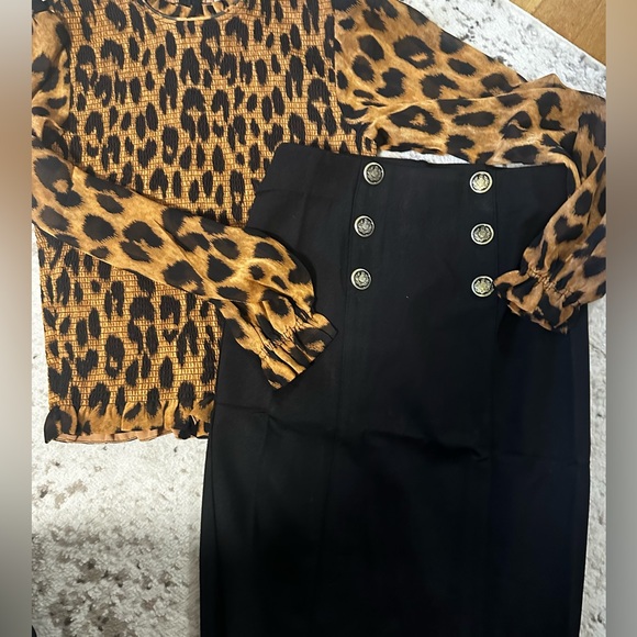 New🖤Sleek button front black pencil skirt - Picture 12 of 14